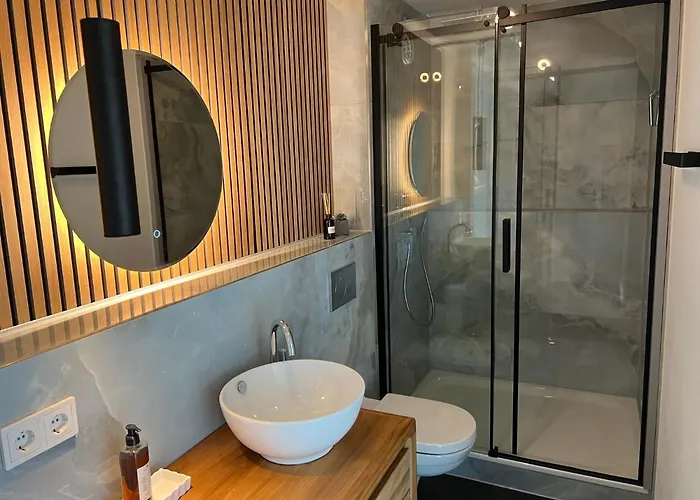 公寓 Schoene Designer-wohnung Im Mangfalltal *