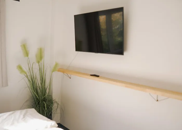 公寓 Schoene Designer-wohnung Im Mangfalltal *
