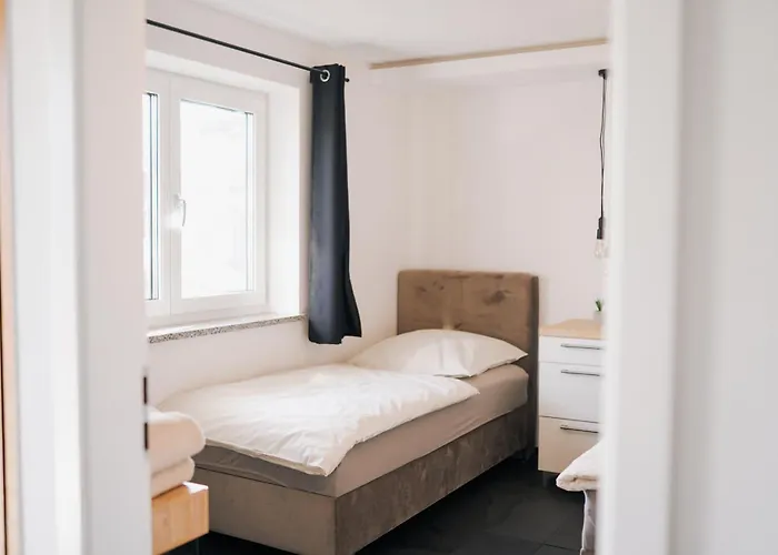 公寓 Schoene Designer-wohnung Im Mangfalltal *