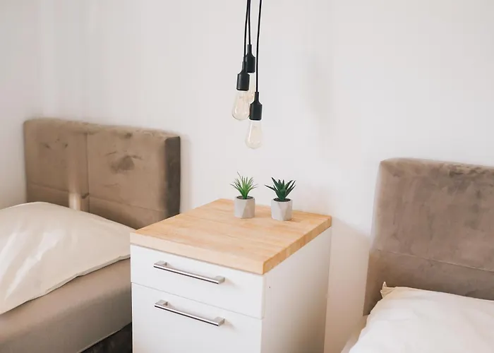 公寓 Schoene Designer-wohnung Im Mangfalltal