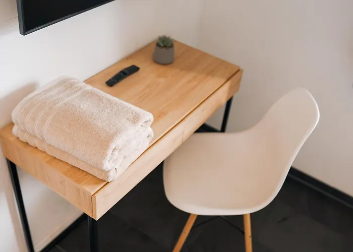Schoene Designer-wohnung Im Mangfalltal * 布鲁克米尔