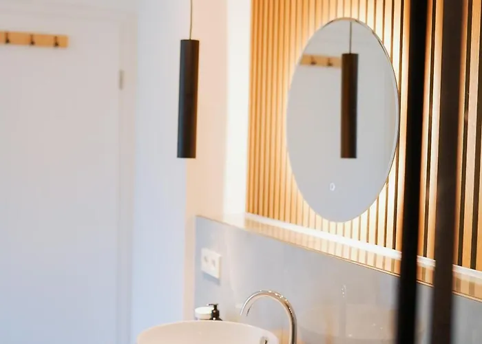 Schoene Designer-wohnung Im Mangfalltal 布鲁克米尔